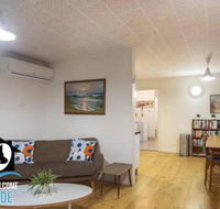 Retro Groovy Pad Pt Elliot - Hotel Accommodation