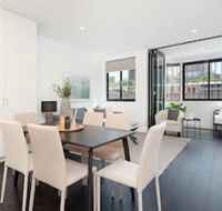 Luxury Sydney Apartment - Hotel Accommodation