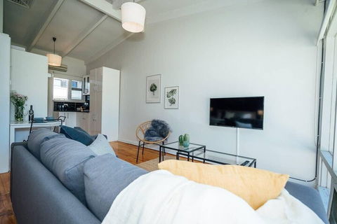 High Tide On Augusta Netflix Wifi & Chill... - Hotel Accommodation 7