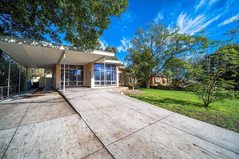 Evergreen On Franklin Family Friendly Wifi Unique - Hotel Accommodation 4