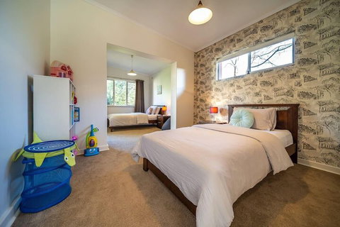 Evergreen On Franklin Family Friendly Wifi Unique - Hotel Accommodation 7