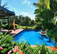 Illalangi views pool walk to beach - Hotel Accommodation