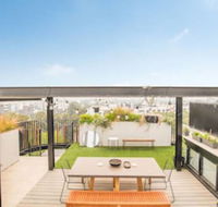 Inner City Penthouse With Private Rooftop - Hotel Accommodation