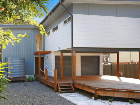 The Wharf House Budgewoi - Hotel Accommodation 1