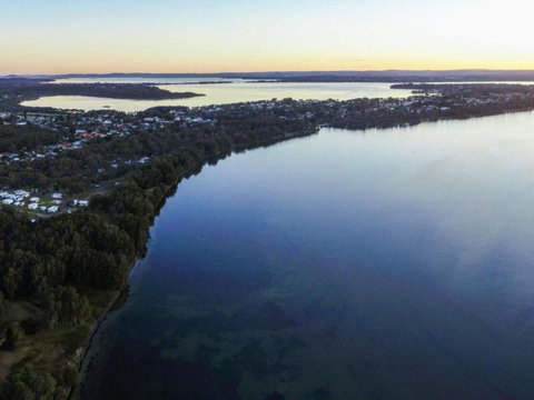 The Wharf House Budgewoi - Hotel Accommodation 6