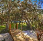 The Wharf House Budgewoi - Hotel Accommodation