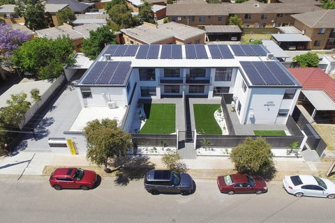 1 Bedroom Apt With Air Conditioning In Plympton - Hotel Accommodation 3