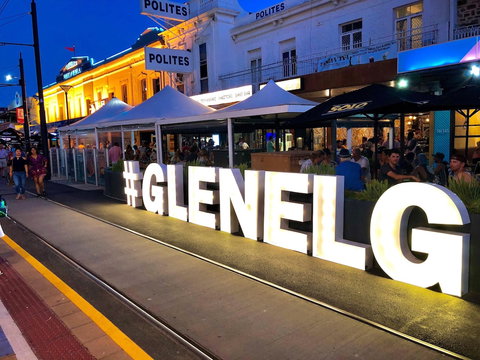 1 Bedroom Apt With Air Conditioning In Plympton - Hotel Accommodation 2