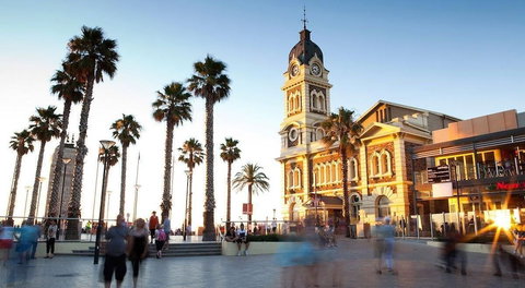 1 Bedroom Apt With Air Conditioning In Plympton - Hotel Accommodation 1