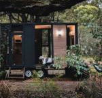 Tiny House 888 - Hotel Accommodation