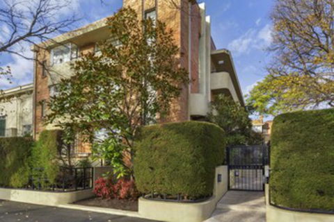 StayCentral On George - Hotel Accommodation 0