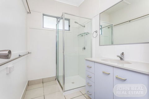 Brighton Waterfront Beach House - Hotel Accommodation 6