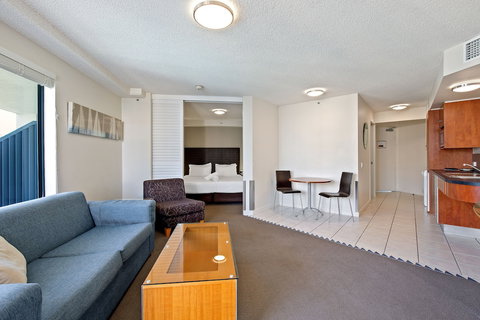 Mant814 - Ocean Views & Sunny Stays - Hotel Accommodation 6