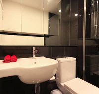 Amazing Waterfront Apartment - Hotel Accommodation