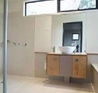 Rosevears Vineyard Retreat - Hotel Accommodation