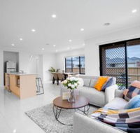 108spacious Point Cook Estate4br2btdoublegarage - Hotel Accommodation