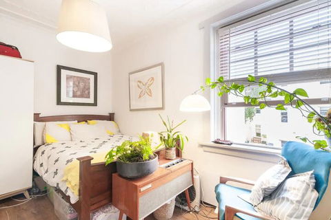 Beautiful Lush & Green Oasis Studio Apartment - Hotel Accommodation 4