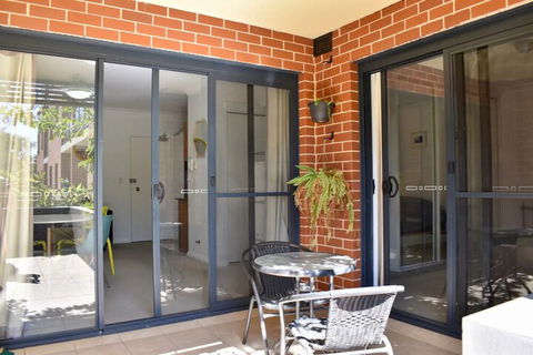 Quiet 1 Bedroom Flat In Concord - Hotel Accommodation 0