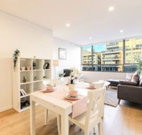 Cutie Cutie Apartment In Roseberry - Hotel Accommodation