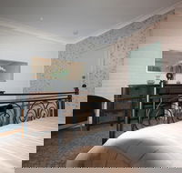 Pine Villas Walk To Beach Ocean Views - Hotel Accommodation