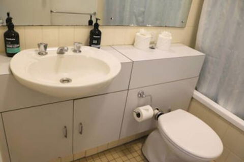 Cosy Newtown Studio Apartment With Swimming Pool - Hotel Accommodation 5