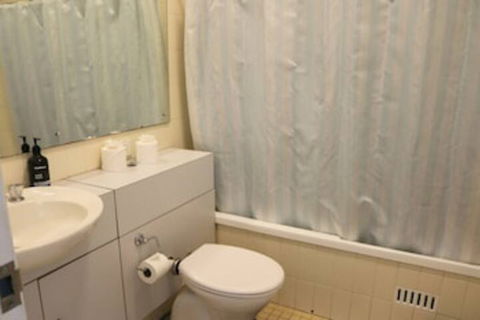Cosy Newtown Studio Apartment With Swimming Pool - Hotel Accommodation 4