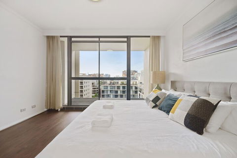 HomeHotel Stylish 3 Bed Clean & Comfort - Hotel Accommodation 6