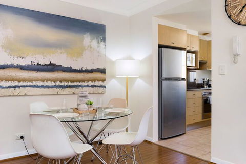 Woolloomooloo Modern Apartment 12 BRK - Hotel Accommodation 4