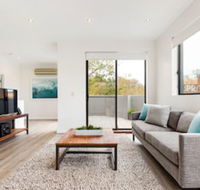 Spacious  Sunny 1 Bdrm in Surry Hills - FOV - Hotel Accommodation