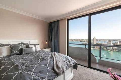 Milsons Point Apartment With Harbour Bridge Views - Hotel Accommodation 5