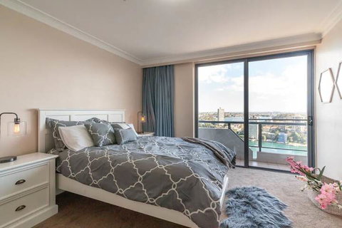 Milsons Point Apartment With Harbour Bridge Views - Hotel Accommodation 7