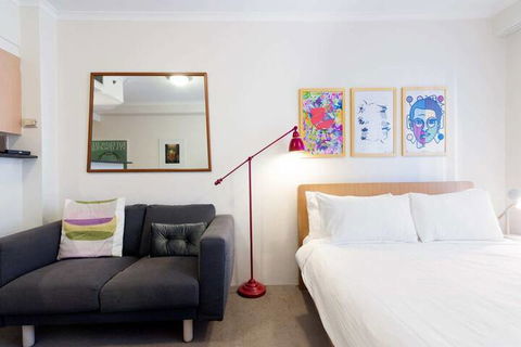 Amazing Studio With Pool In Central Sydney - Hotel Accommodation 4