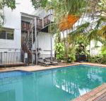 Mayfield 23 5 BDRM Home with Pool - Hotel Accommodation