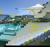 Blue on Blue Apartment 815 - Hotel Accommodation