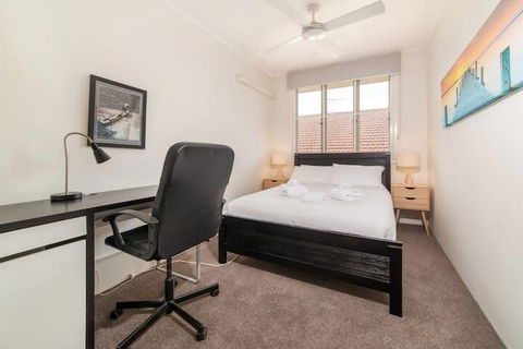 Peaceful 3 Bedroom Apartment In Ascot - Hotel Accommodation 7