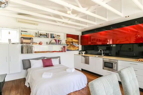 Architecturally Designed Studio 10 Minutes To CBD - Hotel Accommodation 1