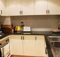 Erko Home in The Middle of The Action With Parking - Hotel Accommodation