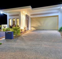 Luxury Darwin City Lights Jacuzzi Central Location Large House New Furnishings - Hotel Accommodation