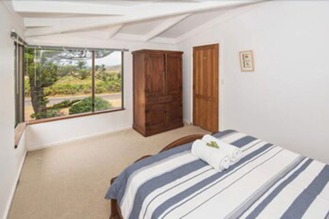 Storm Bay Cottage - Hotel Accommodation 6