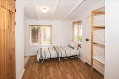 Storm Bay Cottage - Hotel Accommodation 3