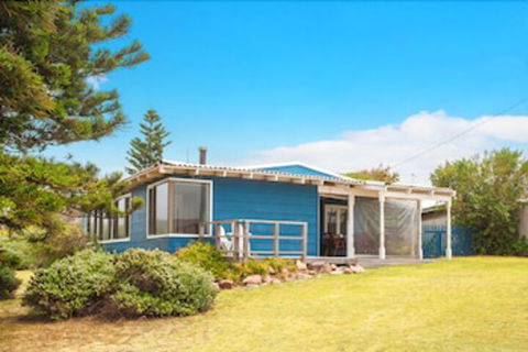 Storm Bay Cottage - Hotel Accommodation 0