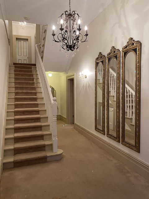 Blayney House - Hotel Accommodation 2