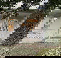 Blayney House - Hotel Accommodation