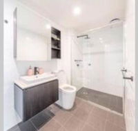 Modern Luxury 3 Bedroom Apartment with Sea Views - Hotel Accommodation