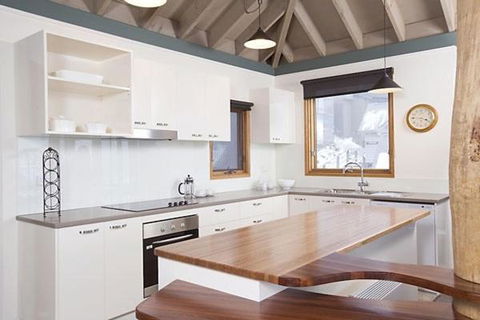 Eagles Nest - Hotel Accommodation 2