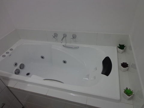 The Beach Villa Bunbury - Hotel Accommodation 5