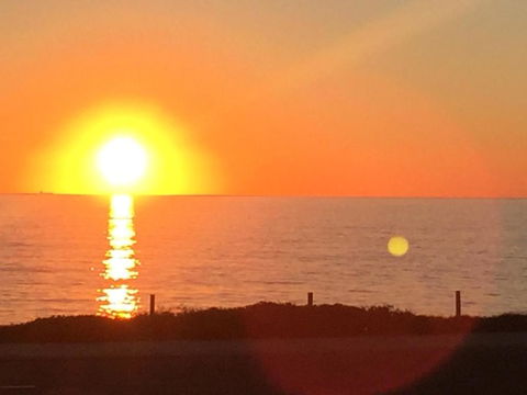 The Beach Villa Bunbury - Hotel Accommodation 3