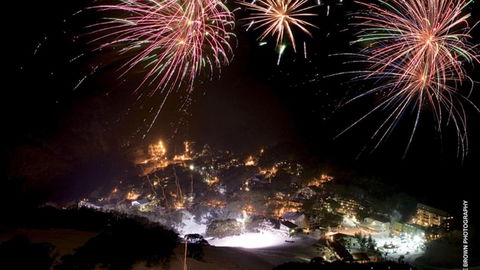 East 302 St. Falls - Hotel Accommodation 6