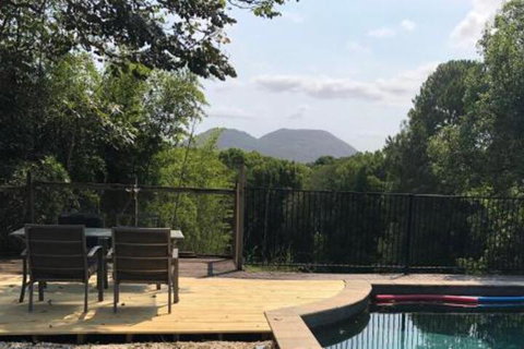 Eumundi Stay ( & Double Person Spa Bath) - Hotel Accommodation 3