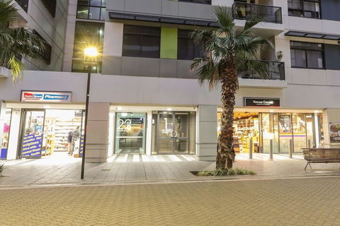 Beautiful Home 2beds Apt @waterloo-close To CBD - Hotel Accommodation 2